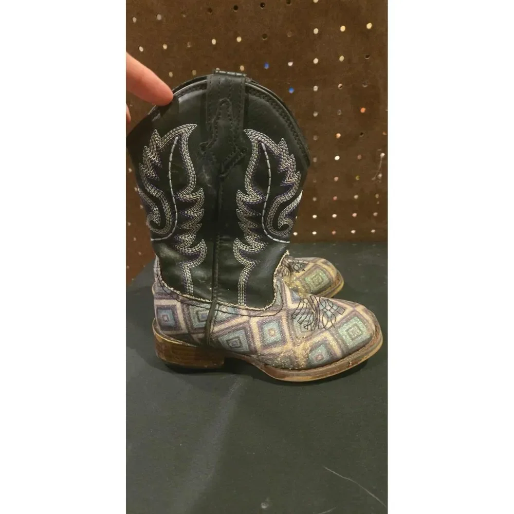 Little girls Ropers boots size 9
